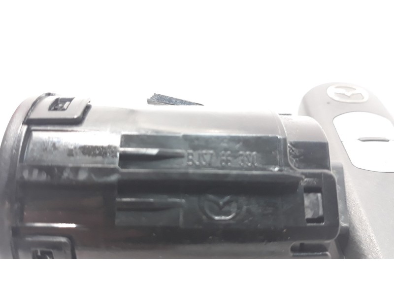 Recambio de interruptor para mazda 2 lim. () 1.5 16v cat referencia OEM IAM BJS7663S0  