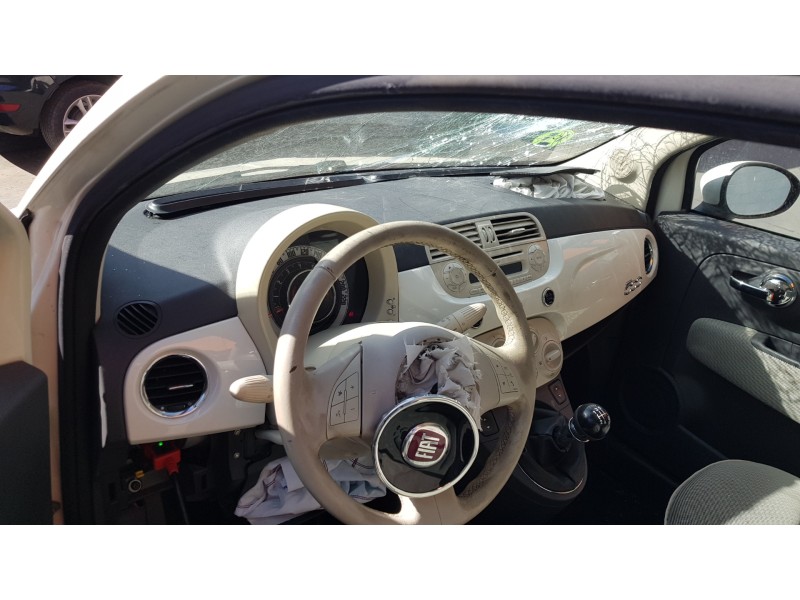 fiat nuova 500 (150) del año 2014