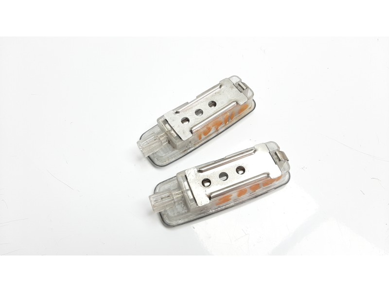 Recambio de luz interior para audi a4 avant (8e) 2.0 tdi referencia OEM IAM 4E0947105  