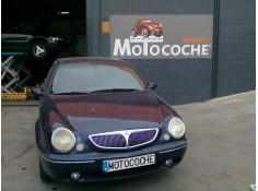 lancia lybra berlina del año 1999 2