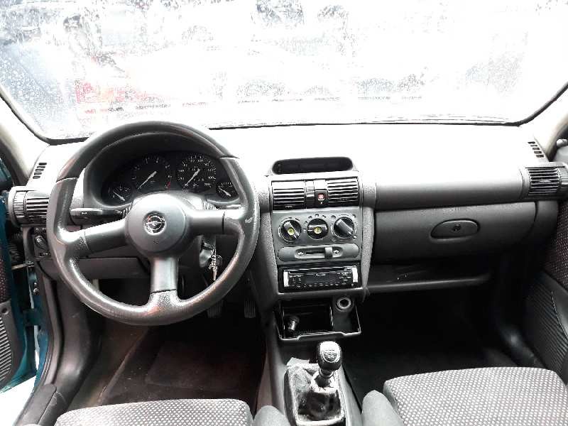 opel corsa b del año 1994