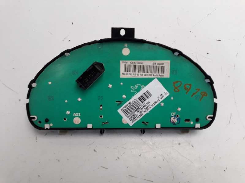 Recambio de cuadro instrumentos para peugeot 1007 sport referencia OEM IAM 9658241580 A2C53106797 