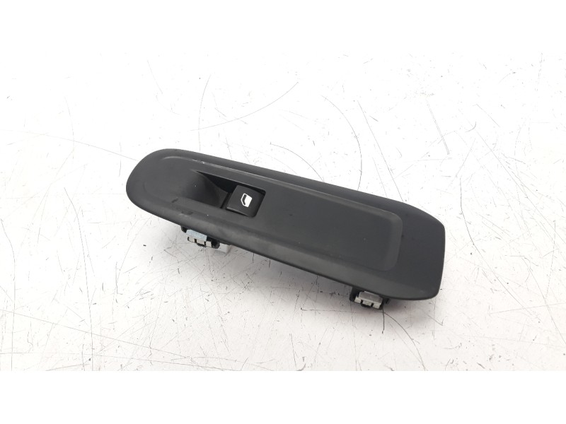 Recambio de mando elevalunas delantero derecho para peugeot 308 1.6 16v e-hdi fap referencia OEM IAM 96762292ZD  EWSPE043