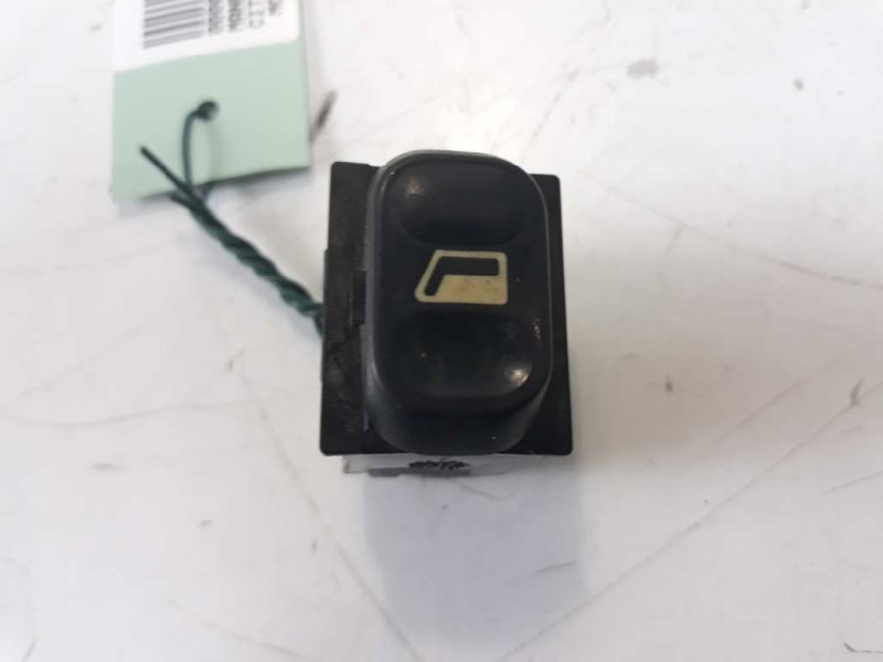 Recambio de mando elevalunas delantero izquierdo para citroen xantia berlina referencia OEM IAM   