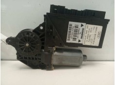 MOTOR ELEVALUNAS TRASERO IZQUIERDO 8E0959801A 0130821767 5WK47009ABF
