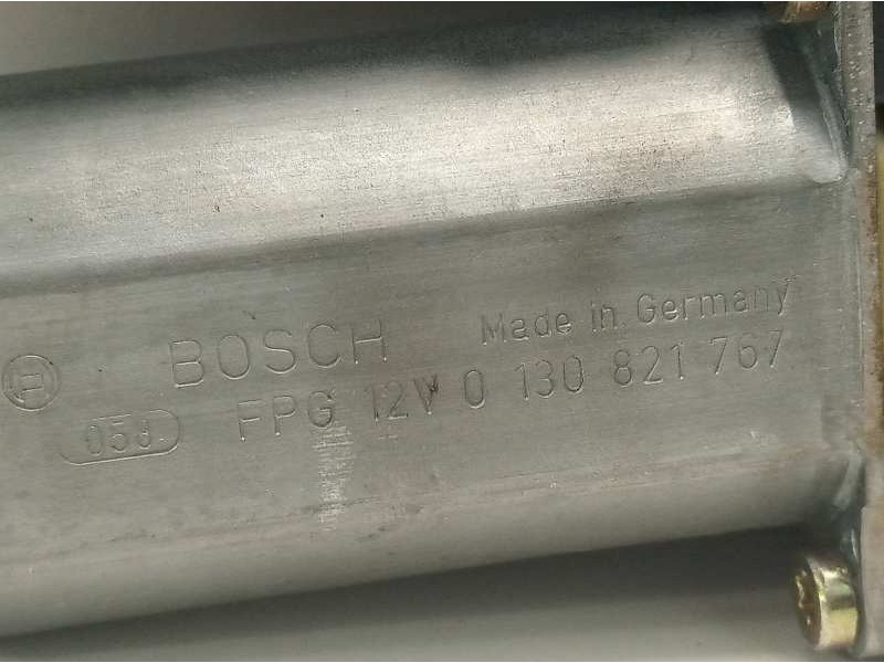 Recambio de motor elevalunas trasero izquierdo para audi a4 berlina (8e) 1.9 tdi (96kw) referencia OEM IAM 8E0959801A 0130821767