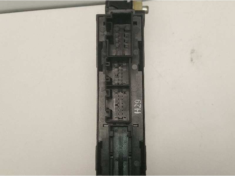 Recambio de motor elevalunas trasero izquierdo para audi a4 berlina (8e) 1.9 tdi (96kw) referencia OEM IAM 8E0959801A 0130821767
