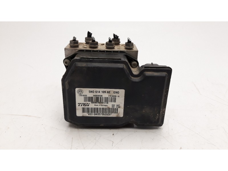 Recambio de abs para audi q3 (8u) 2.0 tdi referencia OEM IAM 5N0614109AE 54085953B 17618950A