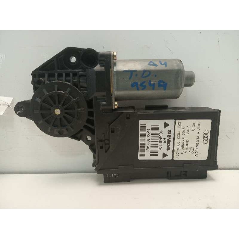 Recambio de motor elevalunas trasero derecho para audi a4 berlina (8e) 1.9 tdi (96kw) referencia OEM IAM 8E0959802A 0130821766 5