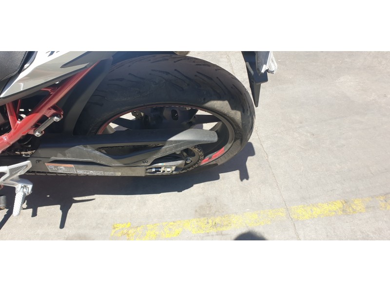 Recambio de llanta para honda cb 750 hornet referencia OEM IAM 42650MLBD00  