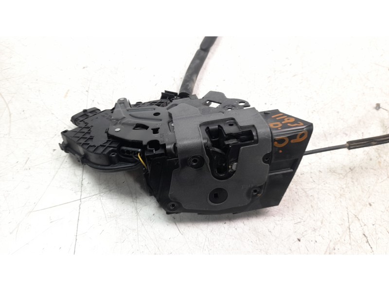 Recambio de cerradura puerta delantera derecha para land rover discovery sport pure referencia OEM IAM FK72203A28EE  