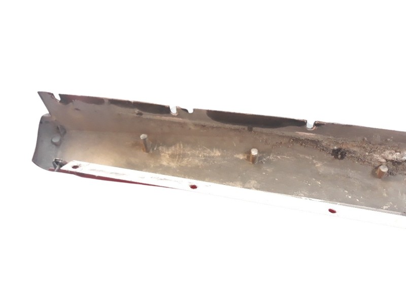 Recambio de estribos laterales para ferrari 360 modena modena referencia OEM IAM 66099510  