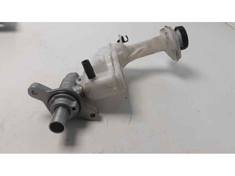 Recambio de bomba freno para renault kadjar zen referencia OEM IAM 460116191R  