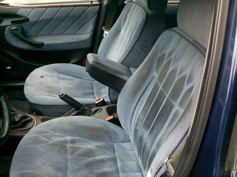 lancia lybra berlina del año 1999