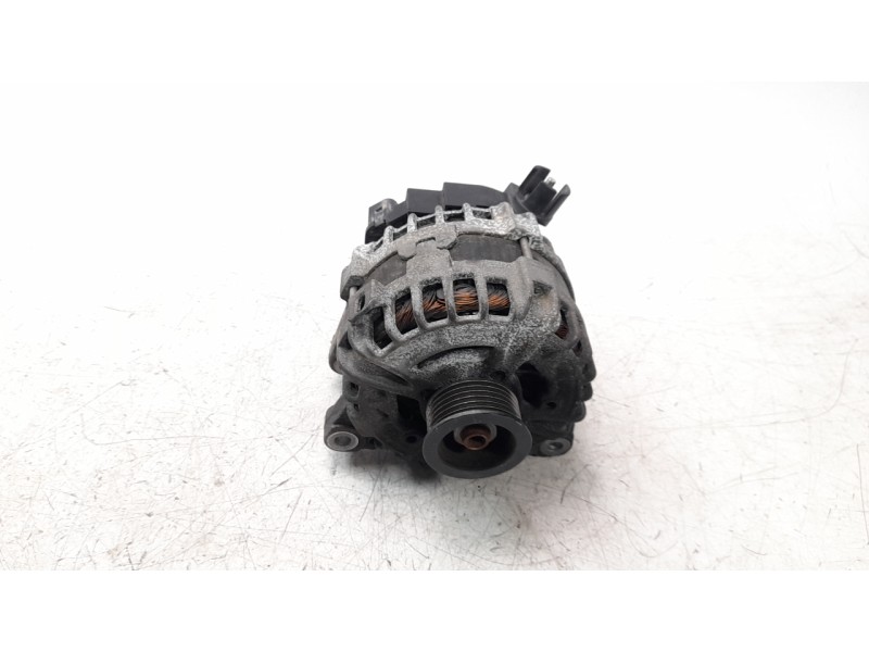 Recambio de alternador para land rover discovery sport pure referencia OEM IAM GX7310300CE ALF710501BS 