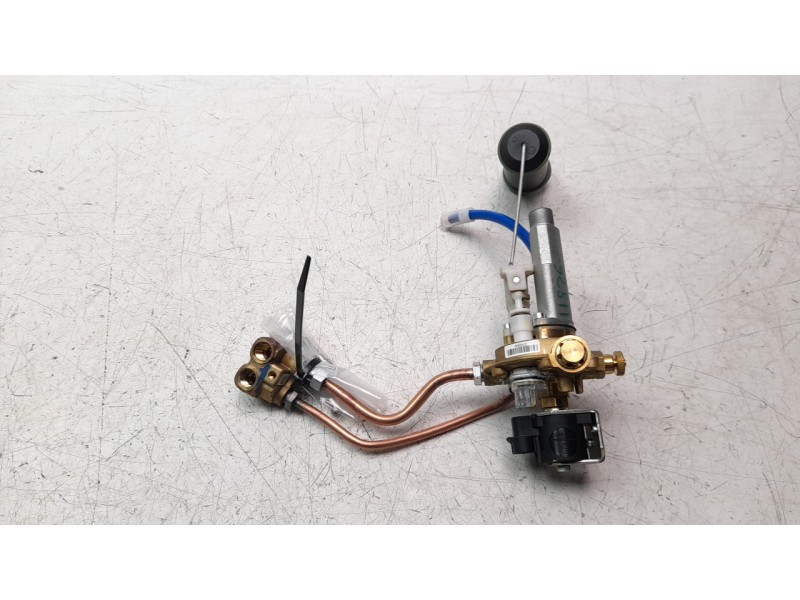 Recambio de bomba combustible para dacia sandero iii stepway extreme referencia OEM IAM 20516481  