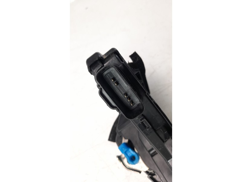 Recambio de cerradura puerta trasera derecha para kia niro referencia OEM IAM 81420G5000KLW  