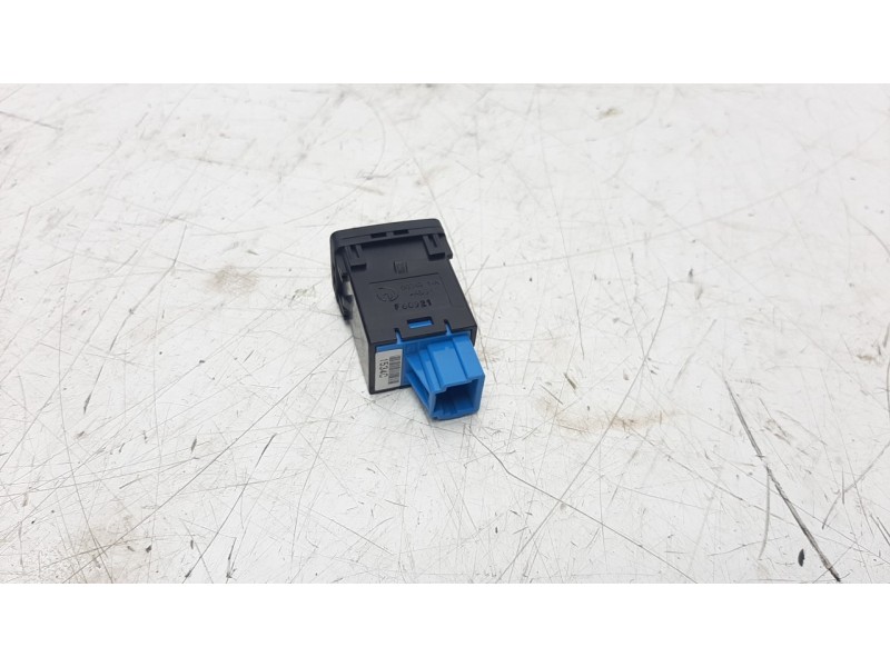 Recambio de interruptor para nissan micra v (k14) 0.9 cat referencia OEM IAM 251534CL0A  