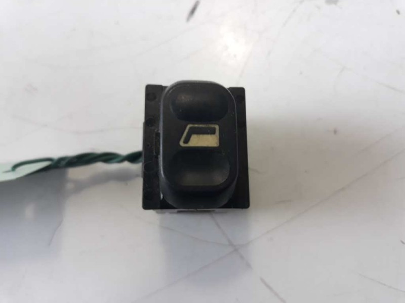 Recambio de mando elevalunas delantero izquierdo para citroen xantia berlina referencia OEM IAM   