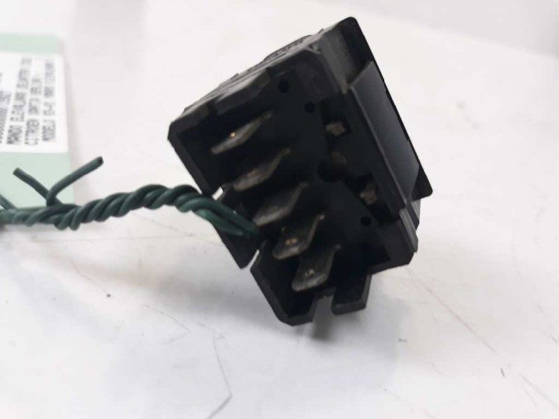 Recambio de mando elevalunas delantero izquierdo para citroen xantia berlina referencia OEM IAM   