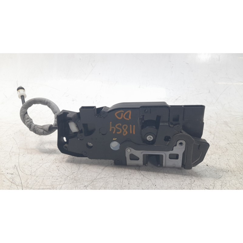Recambio de cerradura puerta delantera derecha para mercedes-benz clase a (bm 177) a 180 d (177.003) referencia OEM IAM 09972020
