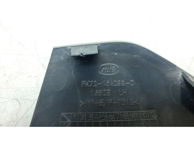 Recambio de rejilla paragolpes izquierda para land rover discovery sport pure referencia OEM IAM FK7215A299D  