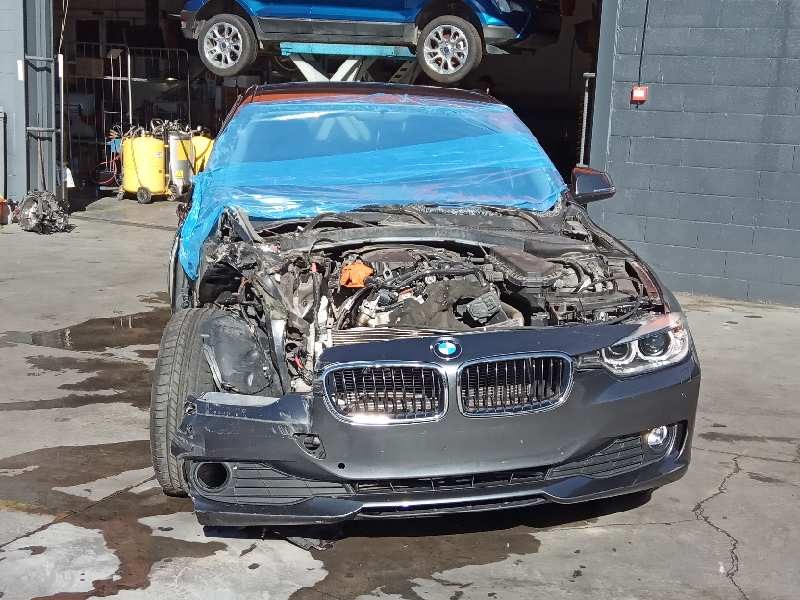 bmw serie 3 lim. (f30) del año 2013