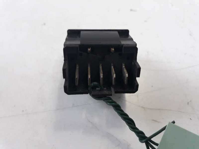 Recambio de mando elevalunas delantero izquierdo para citroen xantia berlina referencia OEM IAM   