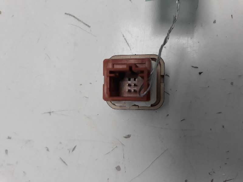 Recambio de warning para peugeot 1007 sport referencia OEM IAM 96464896KR  