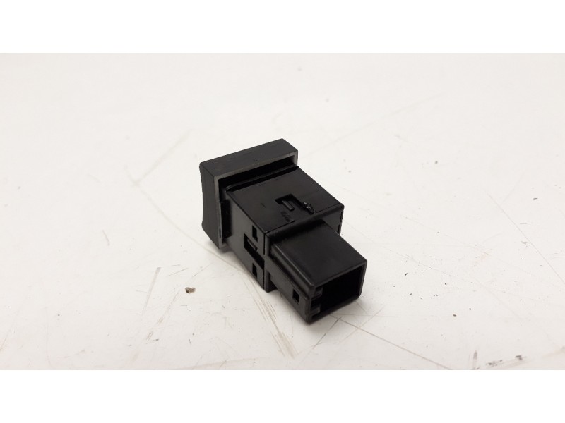 Recambio de interruptor para audi q3 (8u) 2.0 tdi referencia OEM IAM 8U0927134  