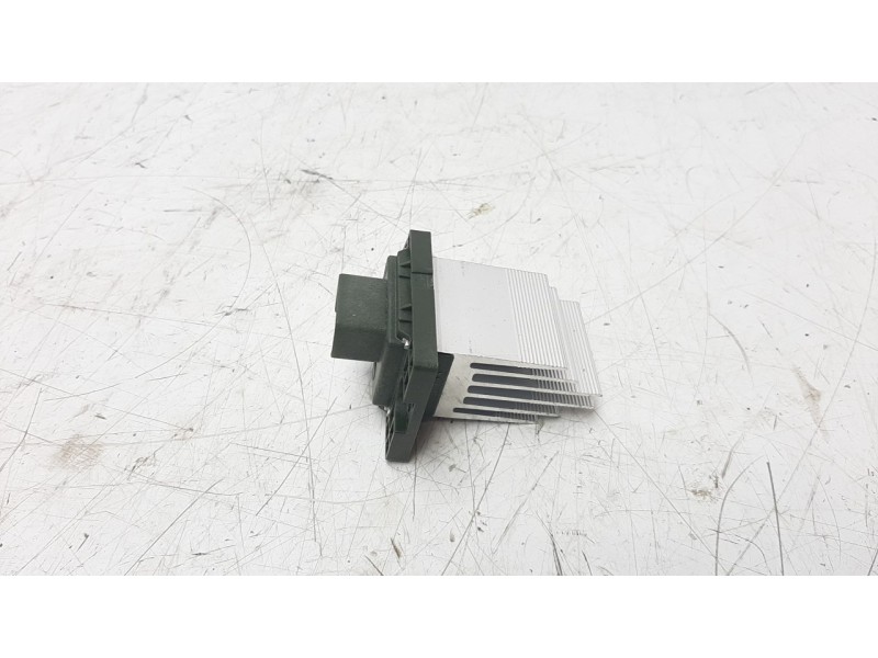 Recambio de resistencia calefaccion para hyundai i30 (gd) 1.4 cat referencia OEM IAM 972353XAA0  