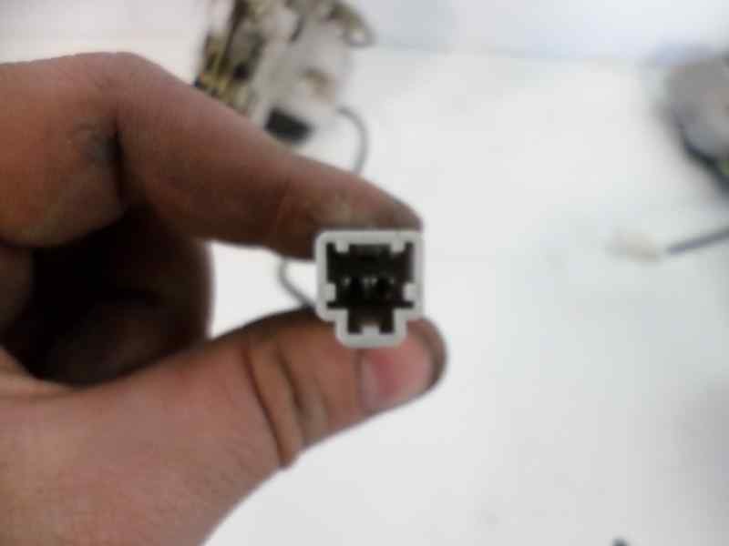 Recambio de cerradura puerta trasera derecha para honda cr-v (rd1/3) básico (rd1) referencia OEM IAM   