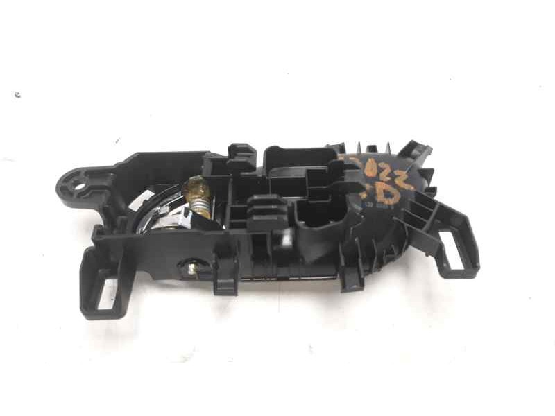 Recambio de maneta interior trasera derecha para renault kadjar zen referencia OEM IAM 806704EA  
