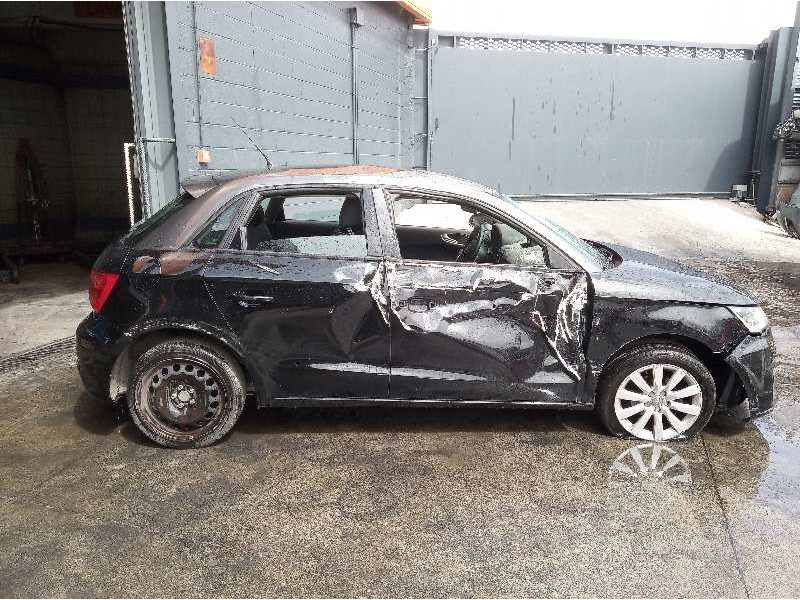 audi a1 sportback (8xf) del año 2016