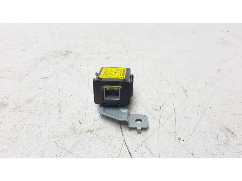 Recambio de modulo electronico para hyundai i30 (gd) 1.4 cat referencia OEM IAM 95420A5700  