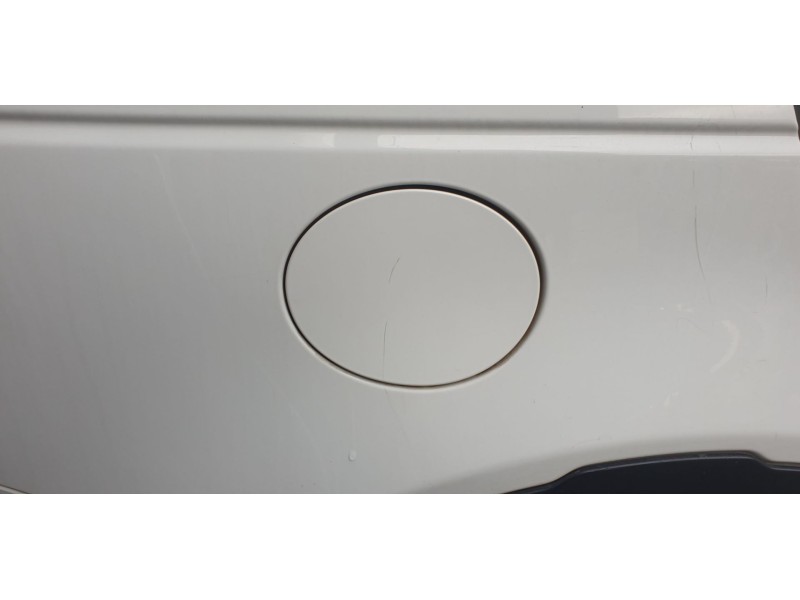 Recambio de tapa exterior combustible para land rover discovery sport pure referencia OEM IAM FK72405A26A  