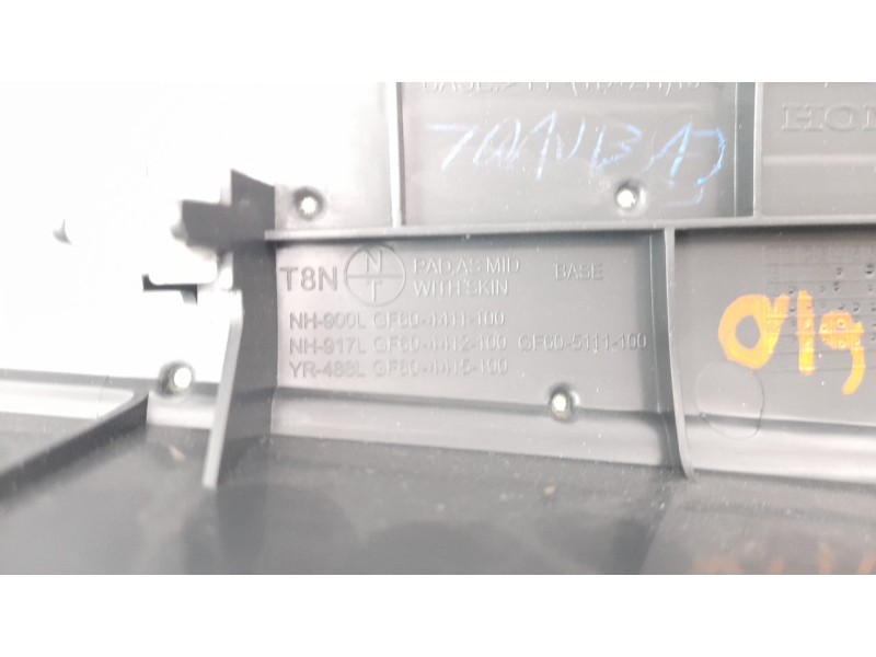 Recambio de moldura para honda hr-v (..) 1.5 vtec cat referencia OEM IAM GF605111100  