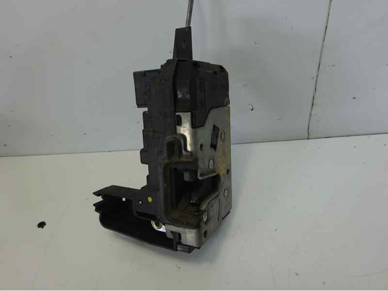 Recambio de cerradura puerta delantera derecha para opel astra h ber. enjoy referencia OEM IAM 13210749  