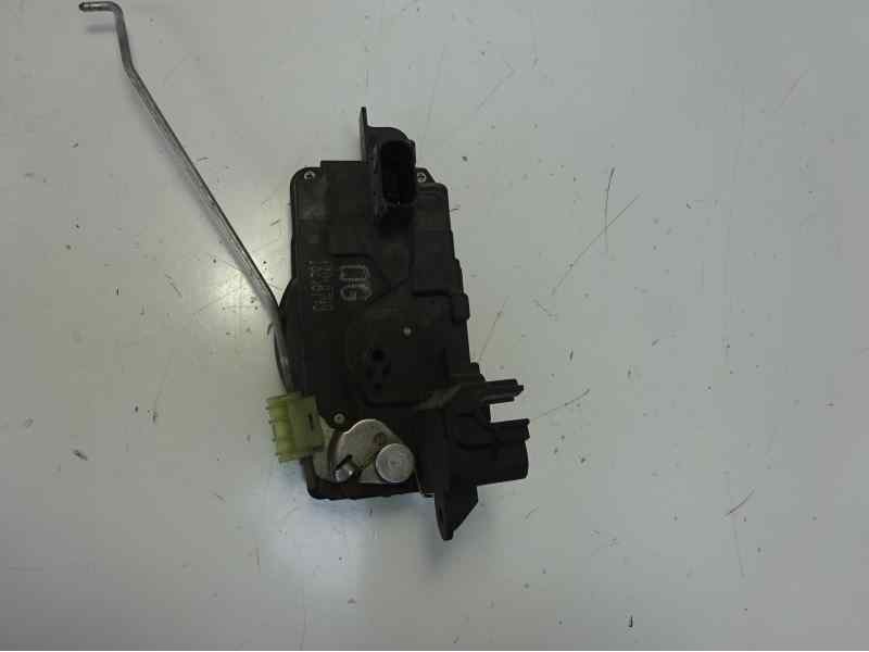 Recambio de cerradura puerta delantera derecha para opel astra h ber. enjoy referencia OEM IAM 13210749  