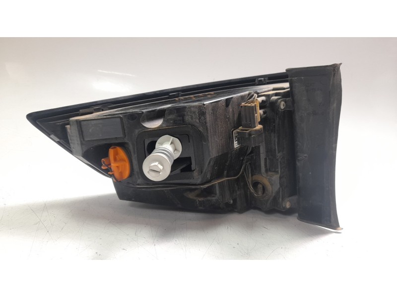 Recambio de piloto trasero derecho para land rover discovery sport pure referencia OEM IAM FK7213104AF  