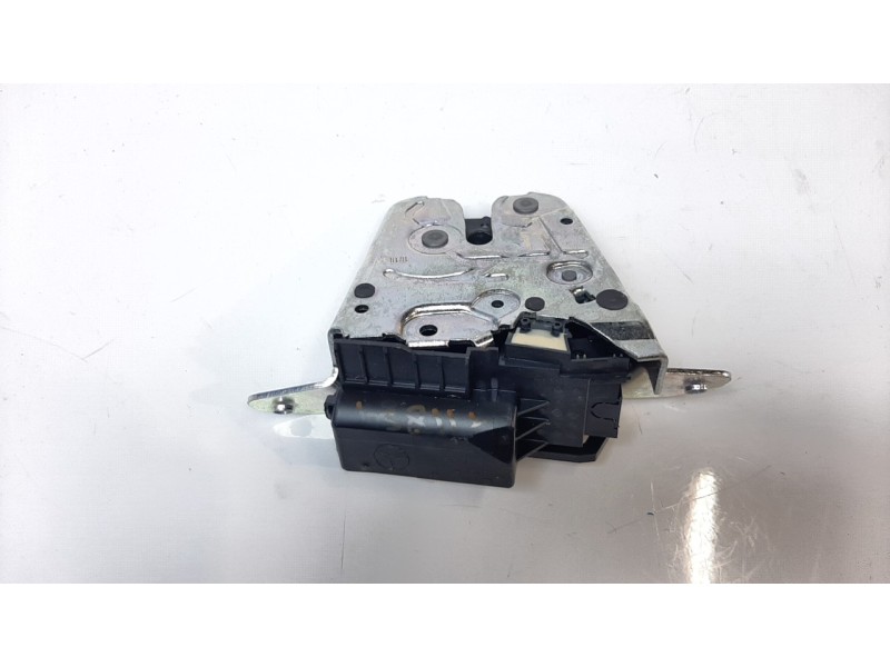 Recambio de cerradura maletero / porton para mercedes-benz clase a (bm 177) a 180 d (177.003) referencia OEM IAM A0997400400  