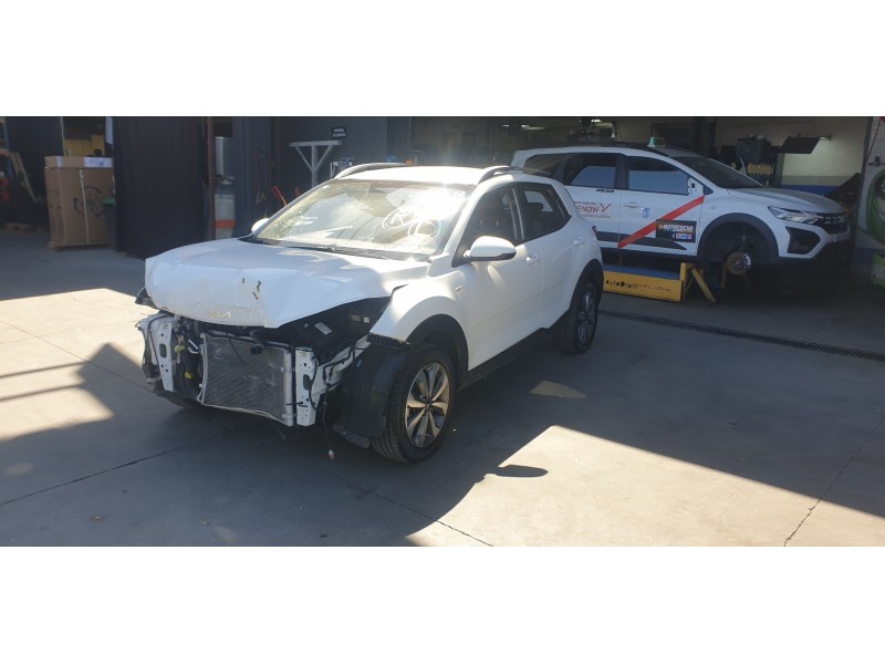 kia stonic (ybcuv) del año 2023