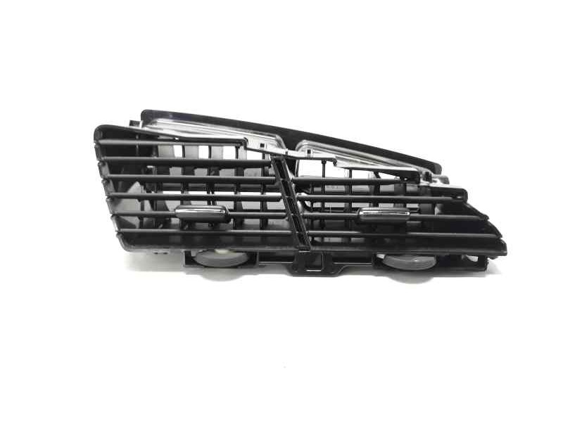 Recambio de rejilla aireadora para peugeot 5008 allure referencia OEM IAM 9686527977  