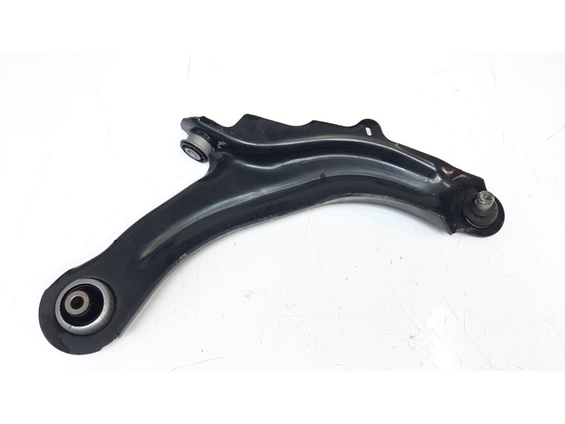 Recambio de brazo suspension inferior delantero derecho para renault captur 1.5 dci diesel fap energy referencia OEM IAM 5450479