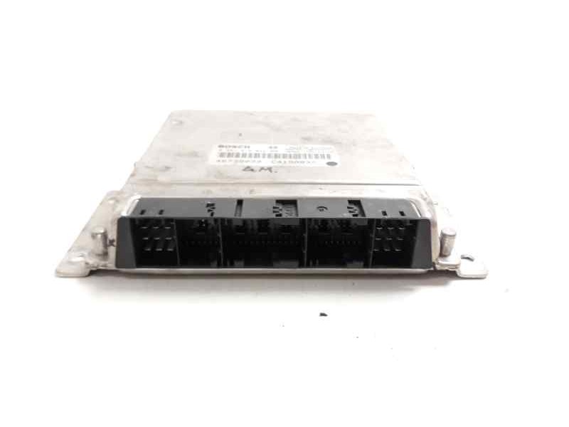 Recambio de centralita motor uce para alfa romeo 156 (116) 2.4 jtd distinctive referencia OEM IAM 46739033 0281010022 