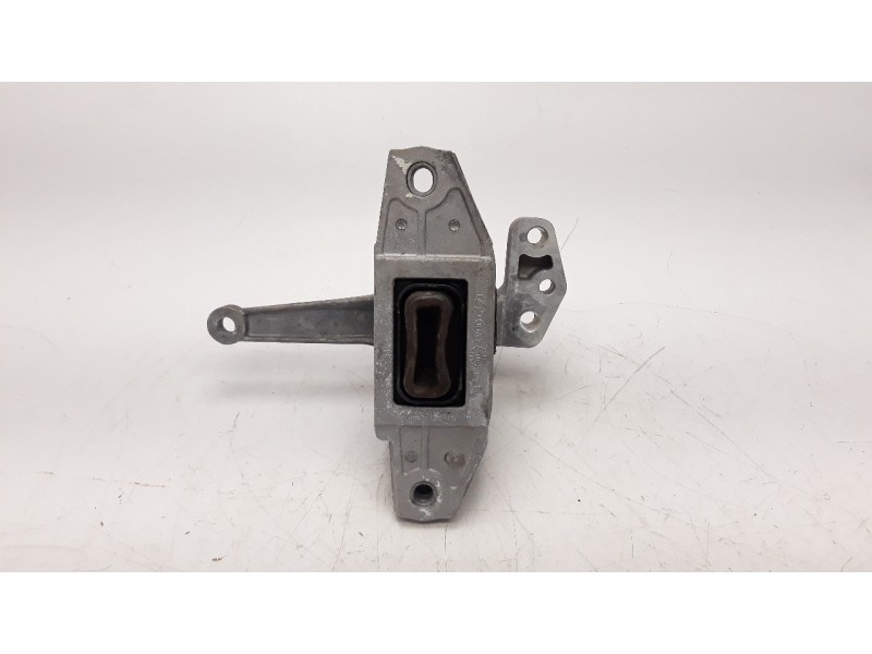 Recambio de soporte motor para kia niro referencia OEM IAM 21810G2000  