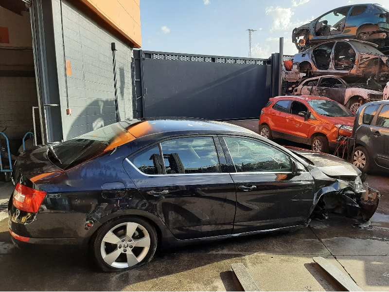 skoda octavia lim. (5e3) del año 2016