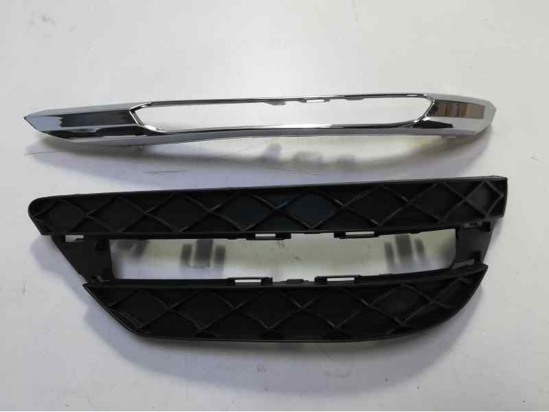 Recambio de rejilla paragolpes derecha para mercedes-benz clase c (w204) lim. referencia OEM IAM A2048802624 107132433 