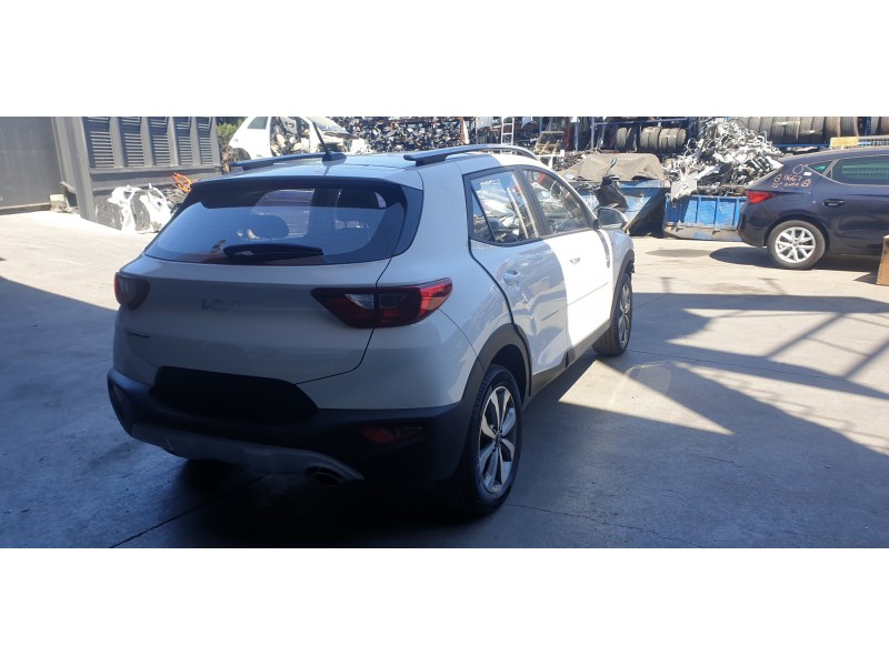 kia stonic (ybcuv) del año 2023