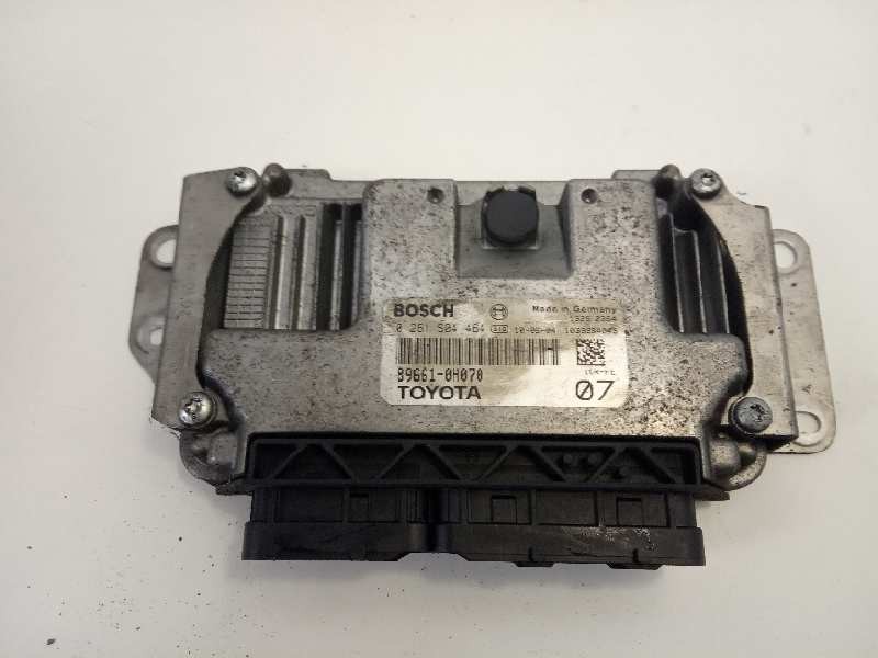 Recambio de centralita motor uce para toyota aygo (kgb/wnb) 1.0 cat referencia OEM IAM 0261S04464  